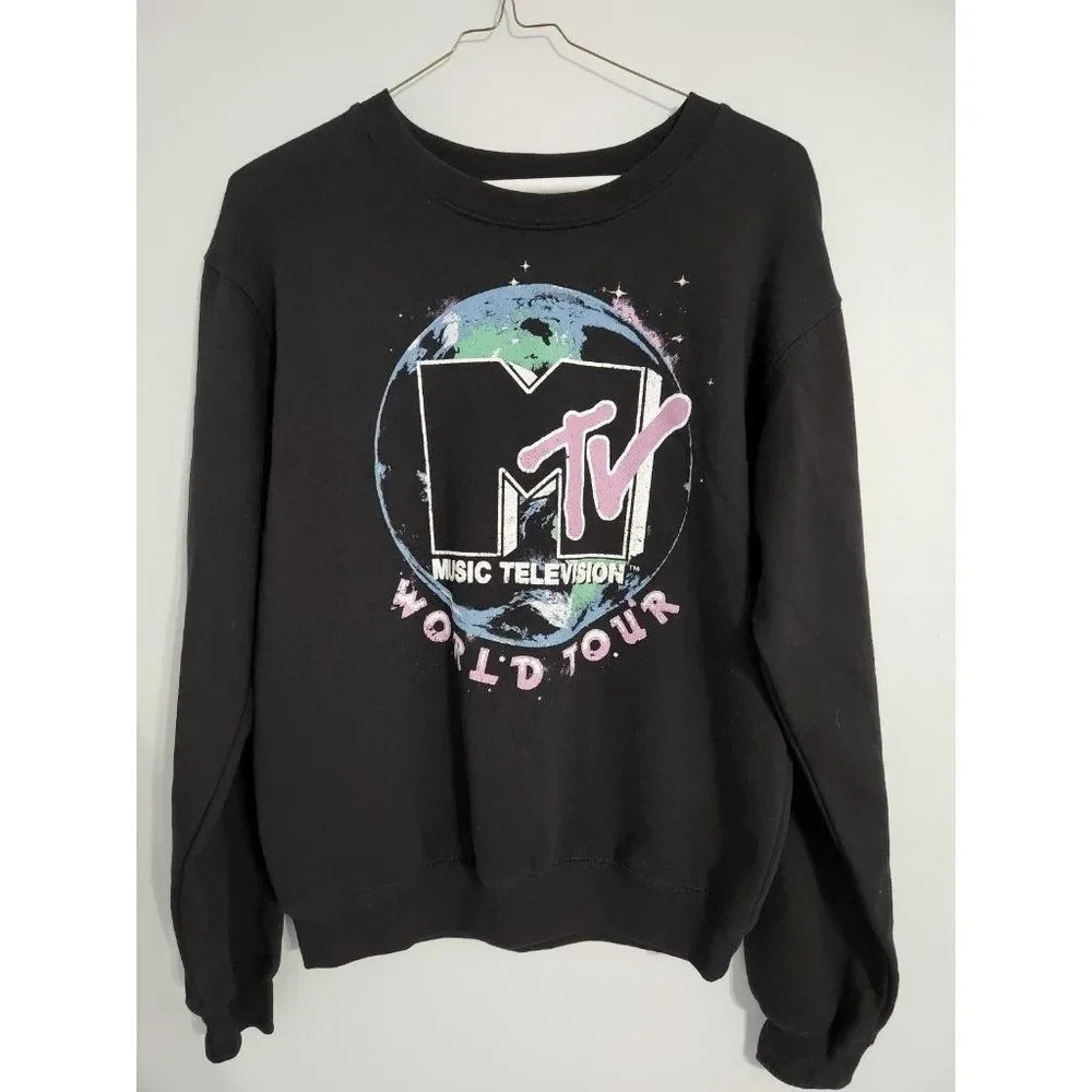 MTV WORLD TOUR SWEATER XS BRAND NEW